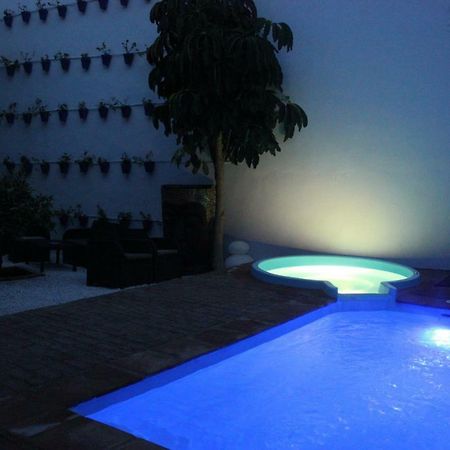 Apartamentos Casa-Patio Las Palmeras Кордова Экстерьер фото