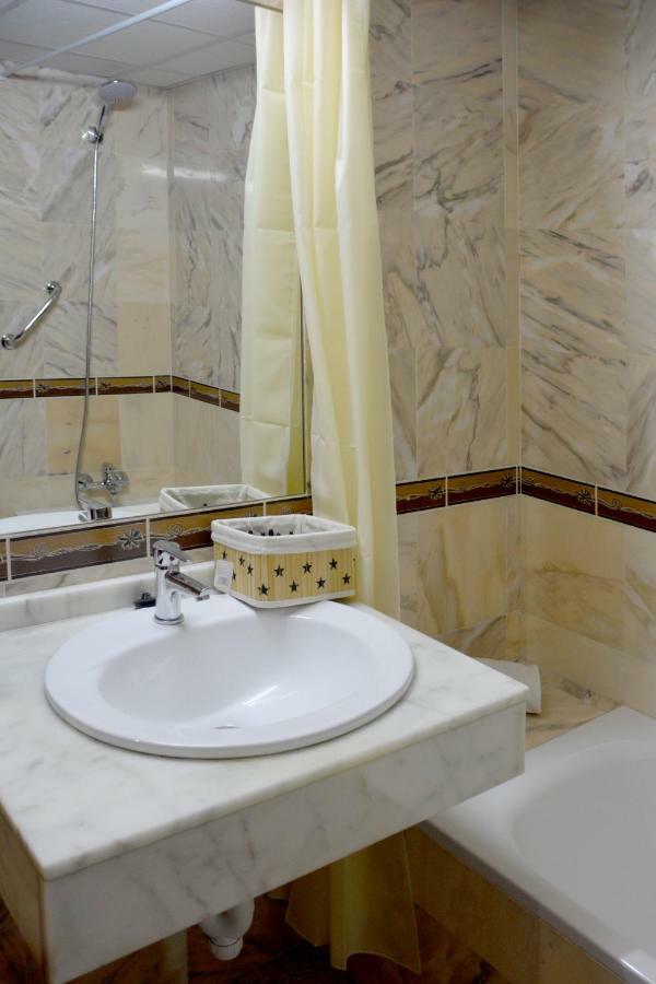 Apartamentos Casa-Patio Las Palmeras Кордова Экстерьер фото
